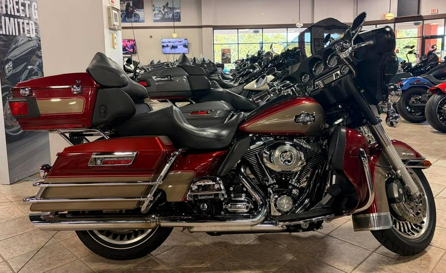 2009 FLHTCU