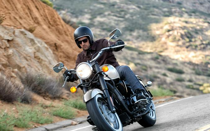 2024 Kawasaki Vulcan 900 Classic