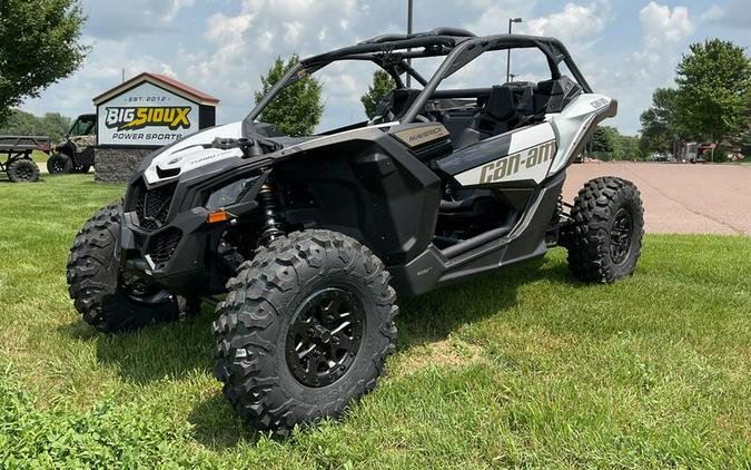 2024 Can-Am® Maverick X3 DS Turbo Catalyst Gray