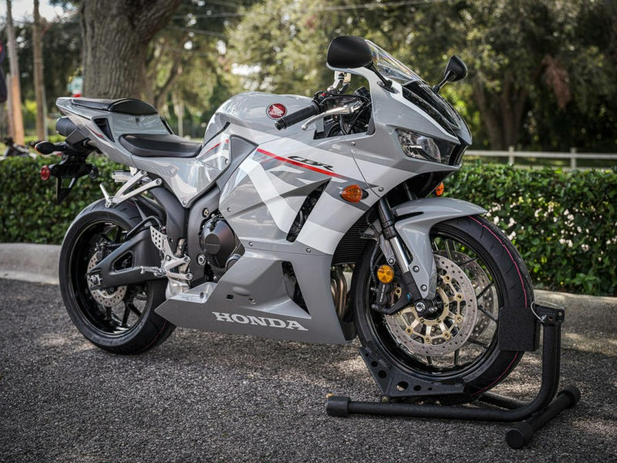 2026 Honda® CBR600RR ABS