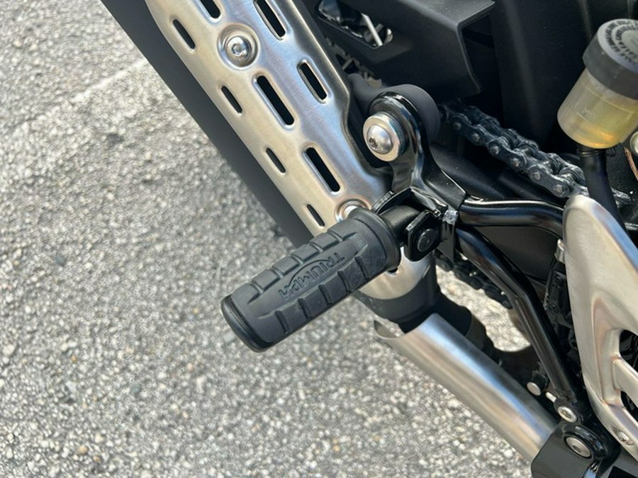 2026 Triumph Scrambler 400 XC Racing Yellow XC