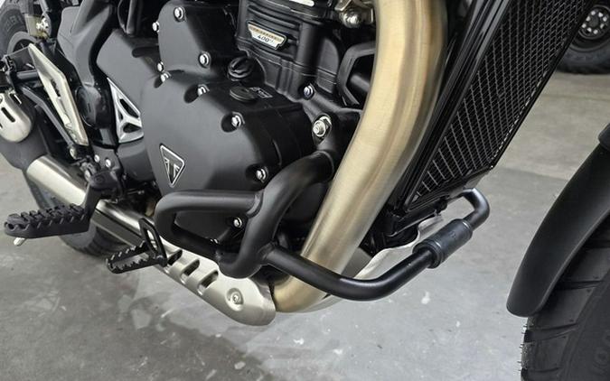 2026 Triumph Scrambler 400 XC Racing Yellow XC