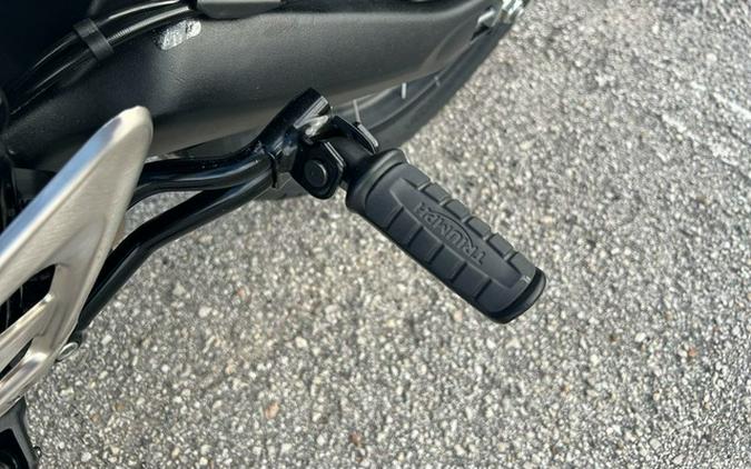 2026 Triumph Scrambler 400 XC Racing Yellow XC