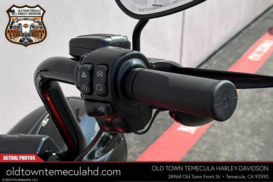 2025 Harley-Davidson Road King Special