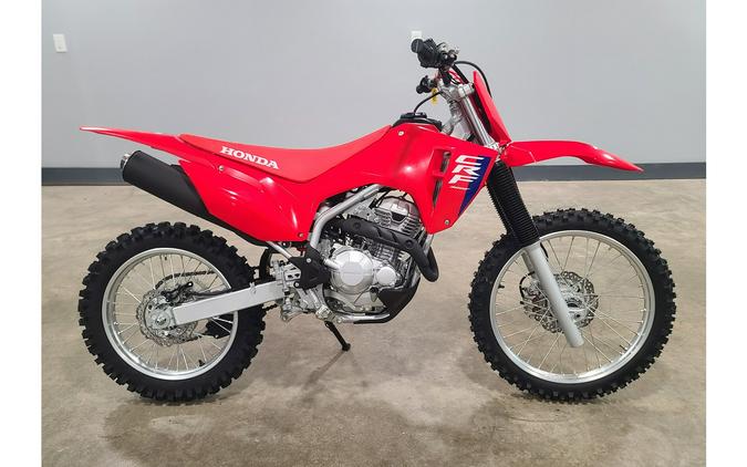 2026 CRF300F - Honda