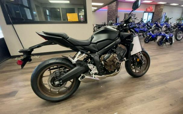 2026 Honda® CB650R E-Clutch