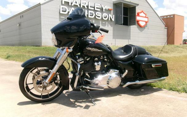 2020 Harley-Davidson® FLHX - Street Glide®