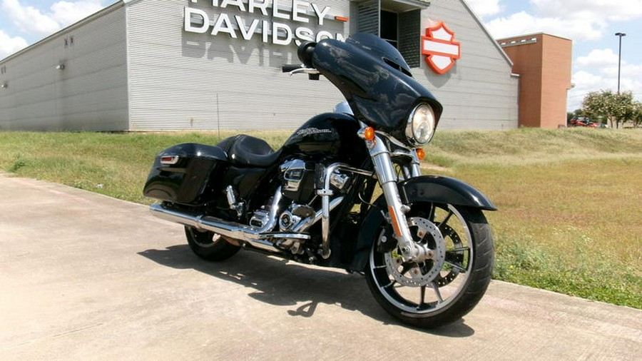 2020 Harley-Davidson® FLHX - Street Glide®