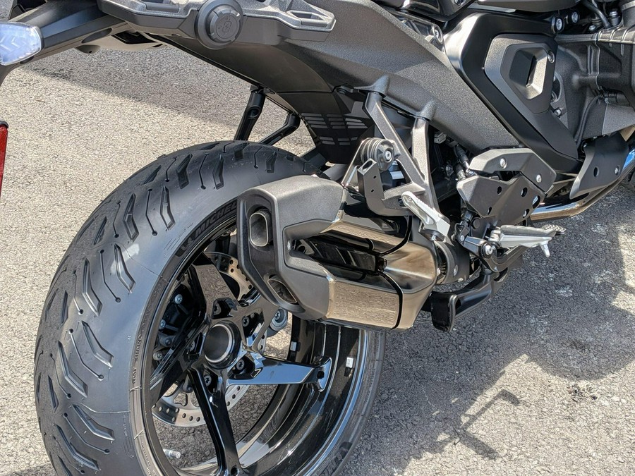 2026 BMW R 1300 RS