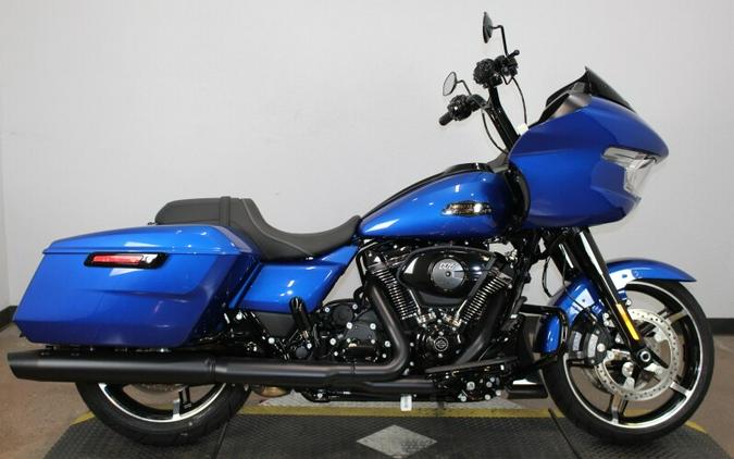 Harley-Davidson Road Glide® 2024 FLTRX 84445539 BLUE BURST