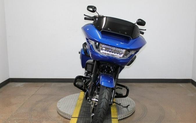 Harley-Davidson Road Glide® 2024 FLTRX 84445539 BLUE BURST