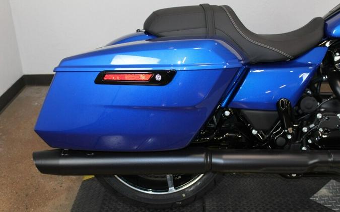 Harley-Davidson Road Glide® 2024 FLTRX 84445539 BLUE BURST