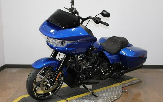 Harley-Davidson Road Glide® 2024 FLTRX 84445539 BLUE BURST