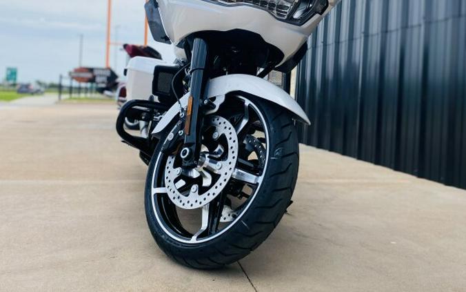 FLTRX 2024 Road Glide®