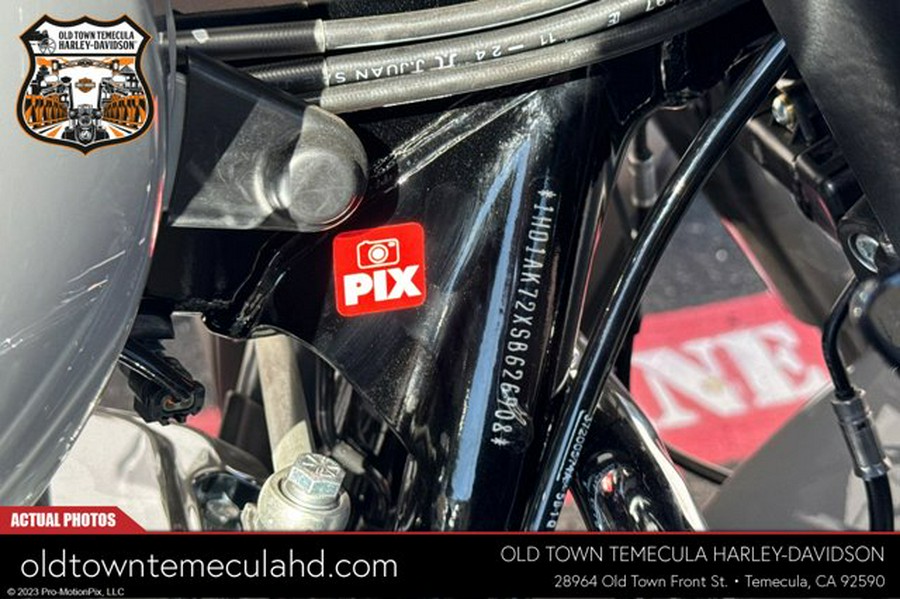 2025 Harley-Davidson FLHXU