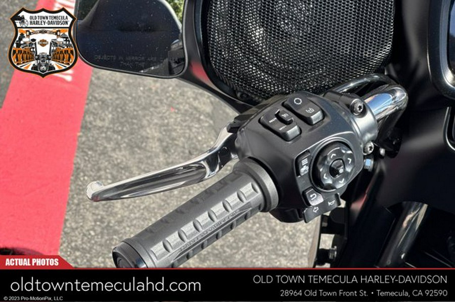 2025 Harley-Davidson FLHXU