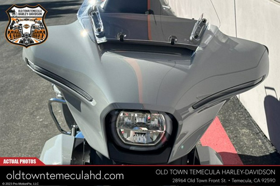 2025 Harley-Davidson FLHXU