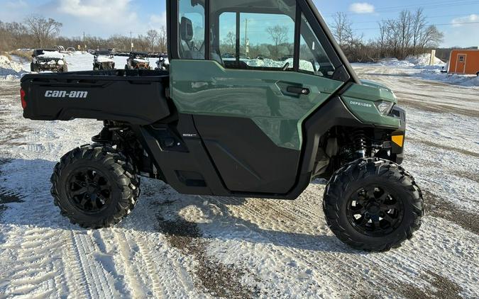 2026 Can-Am Defender DPS CAB HD10