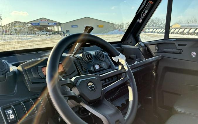 2026 Can-Am Defender DPS CAB HD10