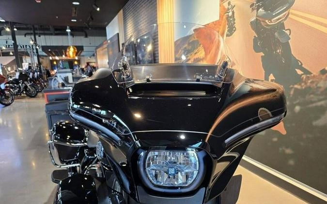 FLHXU 2025 Street Glide™ Ultra