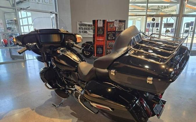 FLHXU 2025 Street Glide™ Ultra