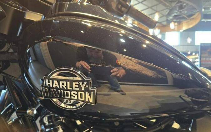 FLHXU 2025 Street Glide™ Ultra