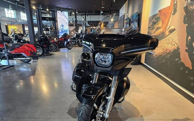 FLHXU 2025 Street Glide™ Ultra