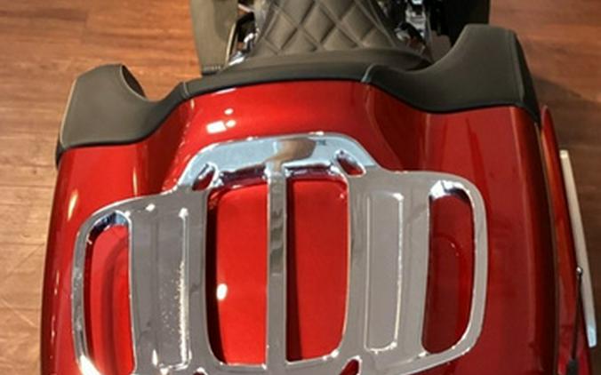 2024 Indian Pursuit Limited Sunset Red Metallic