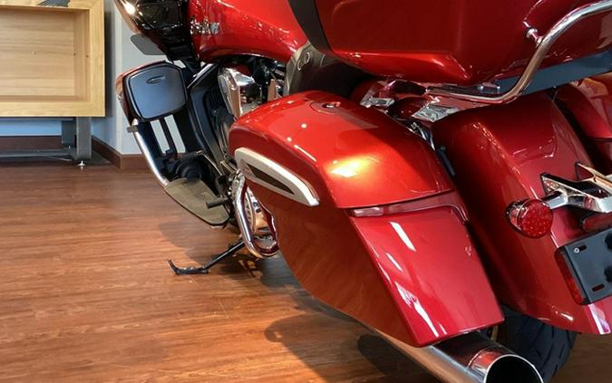 2024 Indian Pursuit Limited Sunset Red Metallic