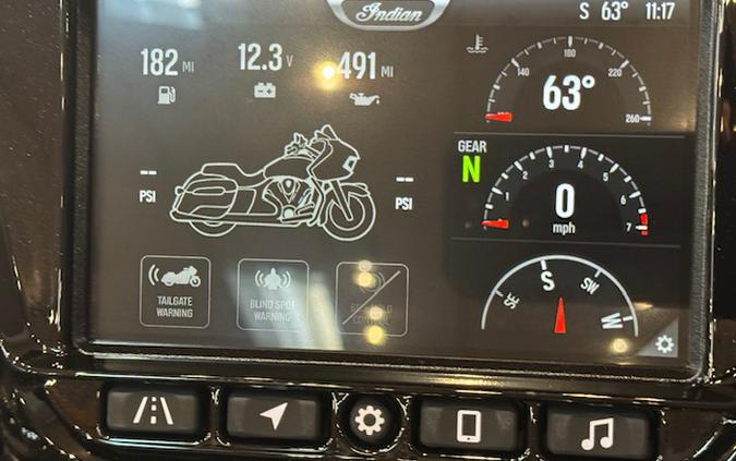 2026 Indian Motorcycle® Challenger 112 Dark Horse®
