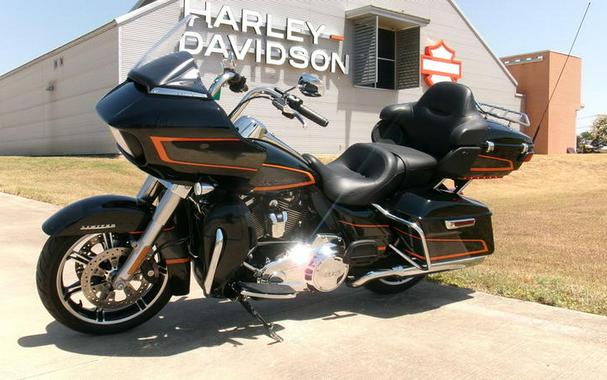 2022 Harley-Davidson® FLTRK - Road Glide® Limited