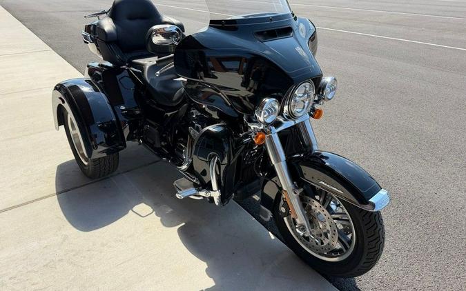 2023 Harley-Davidson® FLHTCUTG - Tri Glide® Ultra