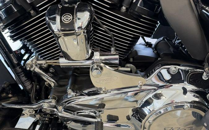 2023 Harley-Davidson® FLHTCUTG - Tri Glide® Ultra