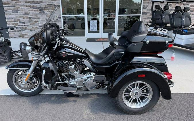 2023 Harley-Davidson® FLHTCUTG - Tri Glide® Ultra