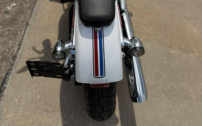 2026 Harley-Davidson Super Glide WHITE ONYX PRL
