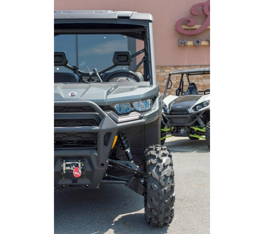 2024 Can-Am® Defender XT HD10