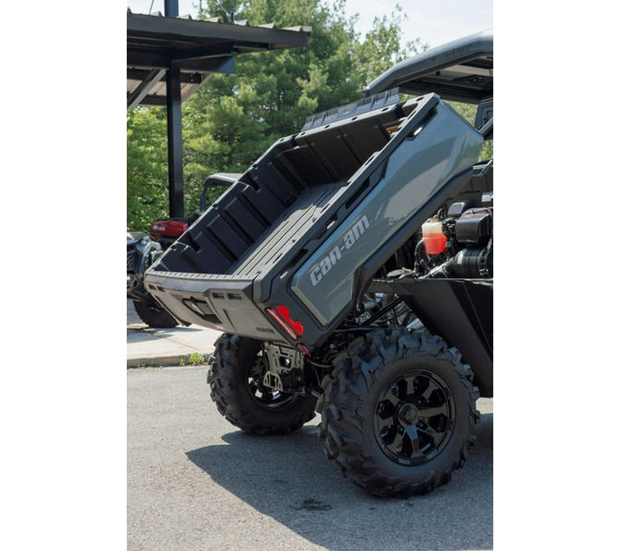 2024 Can-Am® Defender XT HD10