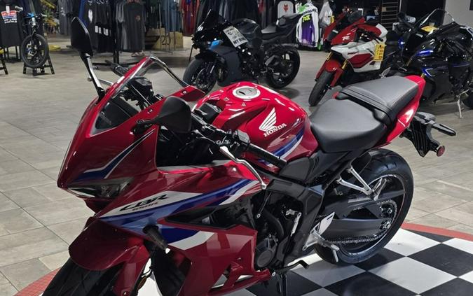 2026 Honda® CBR650R E-Clutch