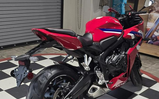 2026 Honda® CBR650R E-Clutch