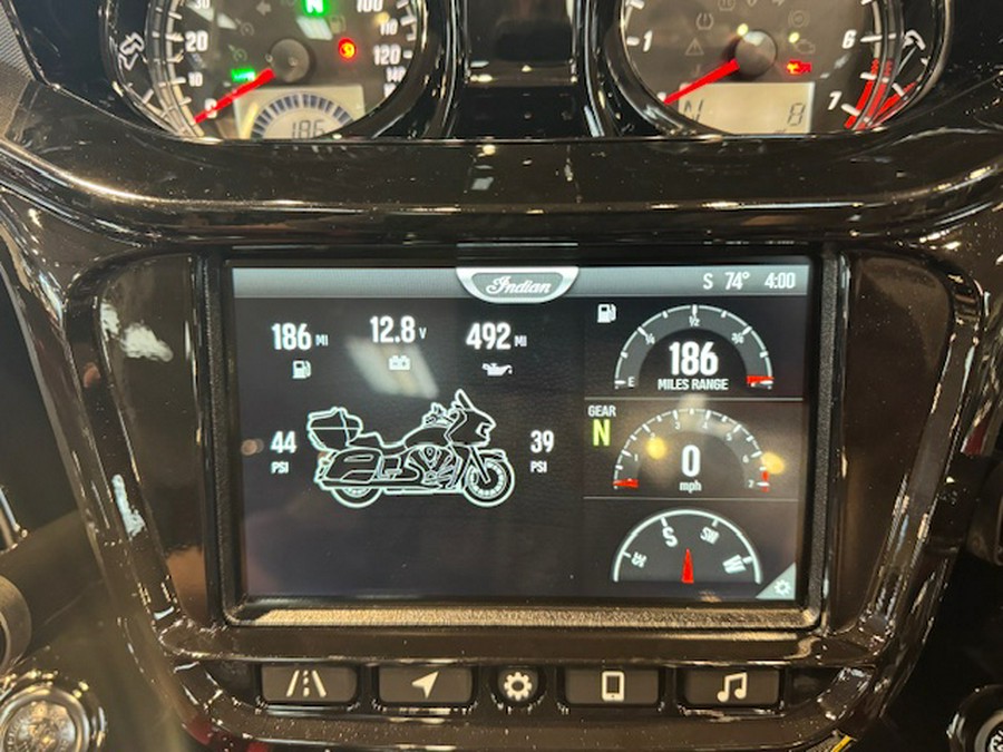 2026 Indian Motorcycle® Pursuit Dark Horse®