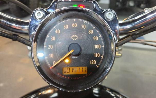 2017 Harley-Davidson Sportster XL1200C - 1200 Custom