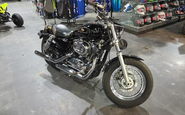 2017 Harley-Davidson Sportster XL1200C - 1200 Custom