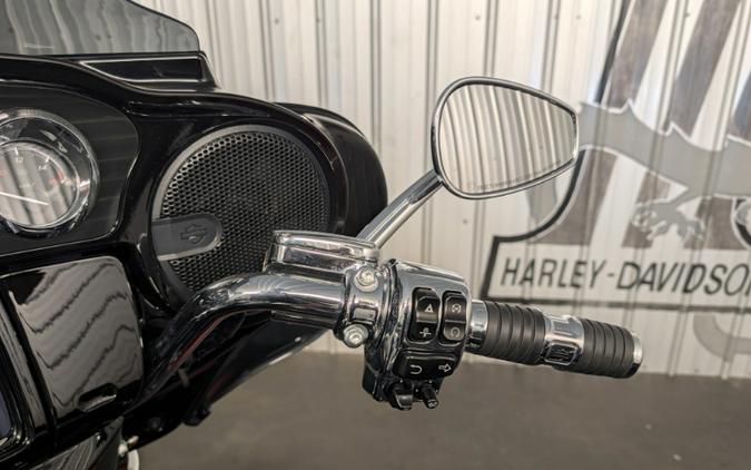 2022 Harley-Davidson CVO TRI GLIDE