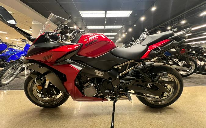 2024 Suzuki GSX-S1000GT+