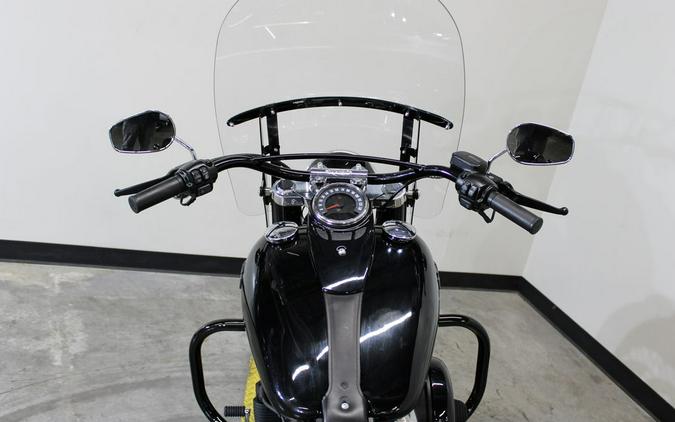 2019 Harley-Davidson® FLSL - Softail® Softail Slim®