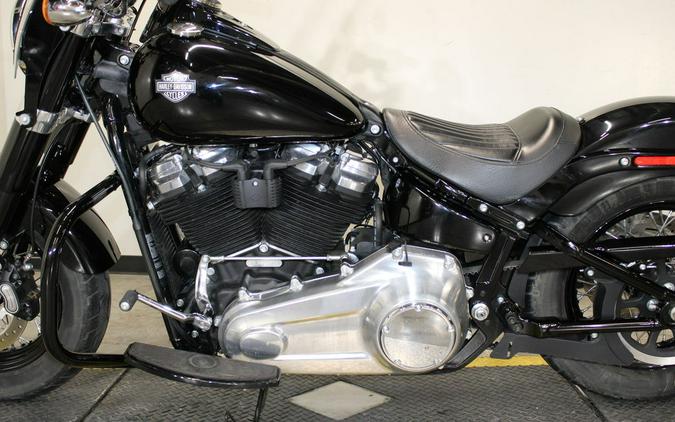 2019 Harley-Davidson® FLSL - Softail® Softail Slim®