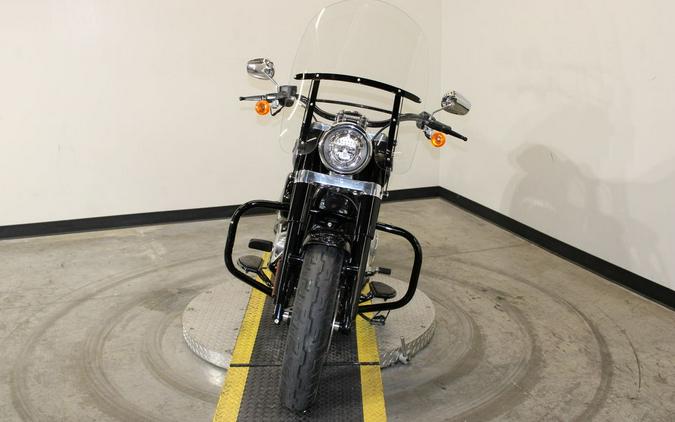 2019 Harley-Davidson® FLSL - Softail® Softail Slim®