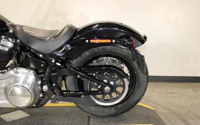 2019 Harley-Davidson® FLSL - Softail® Softail Slim®