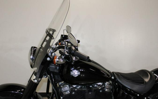 2019 Harley-Davidson® FLSL - Softail® Softail Slim®