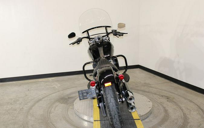 2019 Harley-Davidson® FLSL - Softail® Softail Slim®